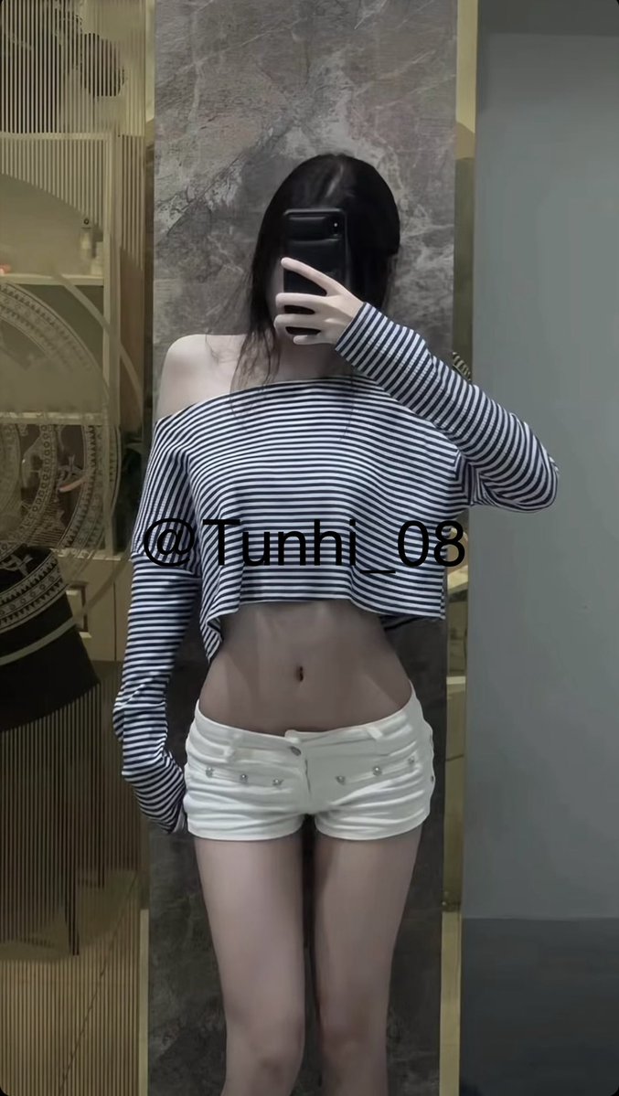 Tunhi_08's tweet photo. Tìm chó đực thật sự nghe lời bảo gì cũng làm và show đc cả mặt. Chó nào thật sự dâm ngu thì ib gửi ảnh gth cho cô Nhi. https://t.co/r25suuELHH