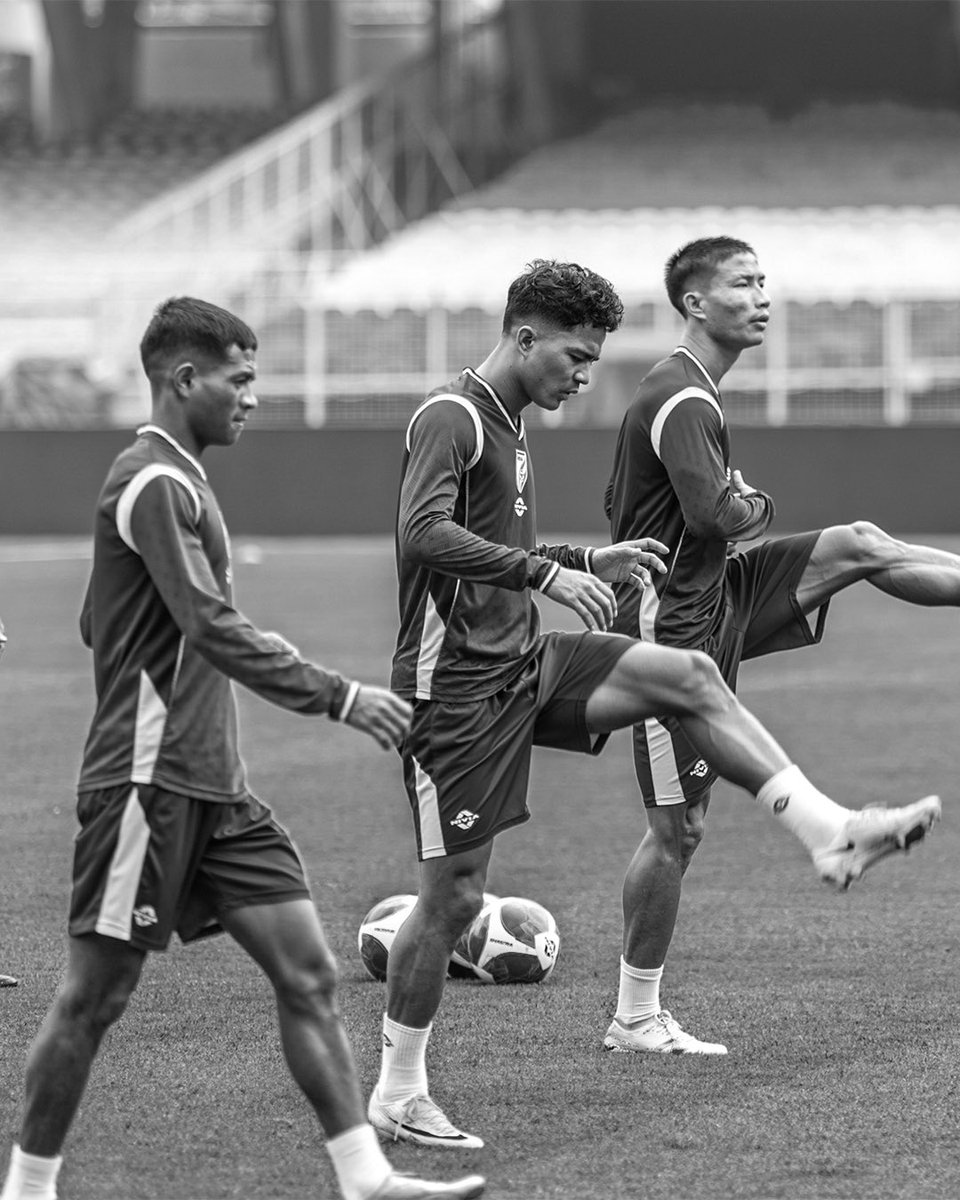 IndianFootball's tweet photo. Ready for tomorrow. ⚡

#INDBRA #BlueTigers #IndianFootball https://t.co/6dfjgyweKU