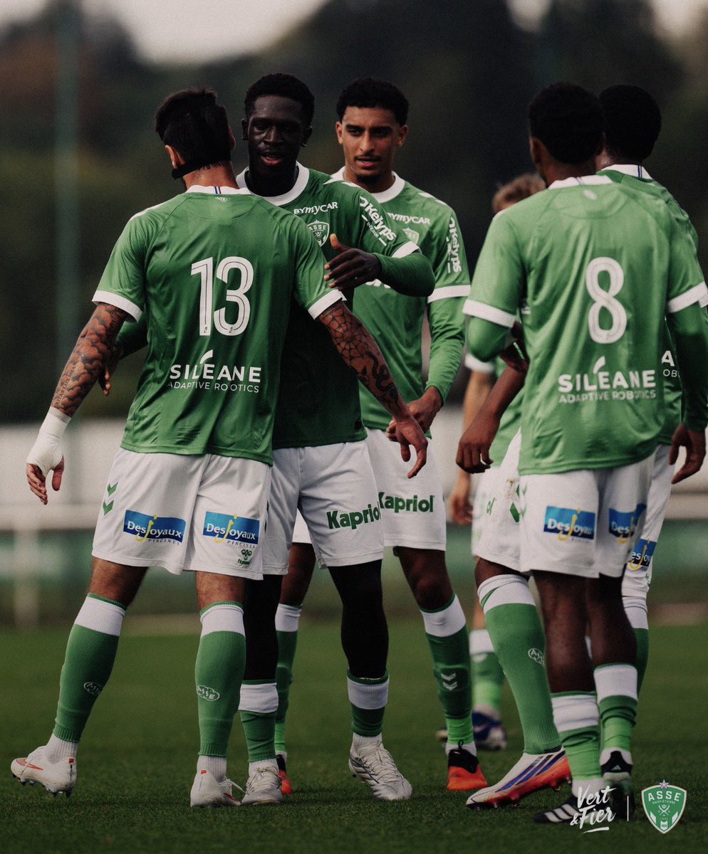 FerveurVerte_'s tweet photo. 🔥 L’#ASSE a cartonné le FC Sion ce vendredi en match amical (5-1) !
Le club suisse est actuellement troisième de la première division suisse.
Buteurs : Ballo (x2), Breum (x2) et Ferreira. https://t.co/qQM6vOhqxo