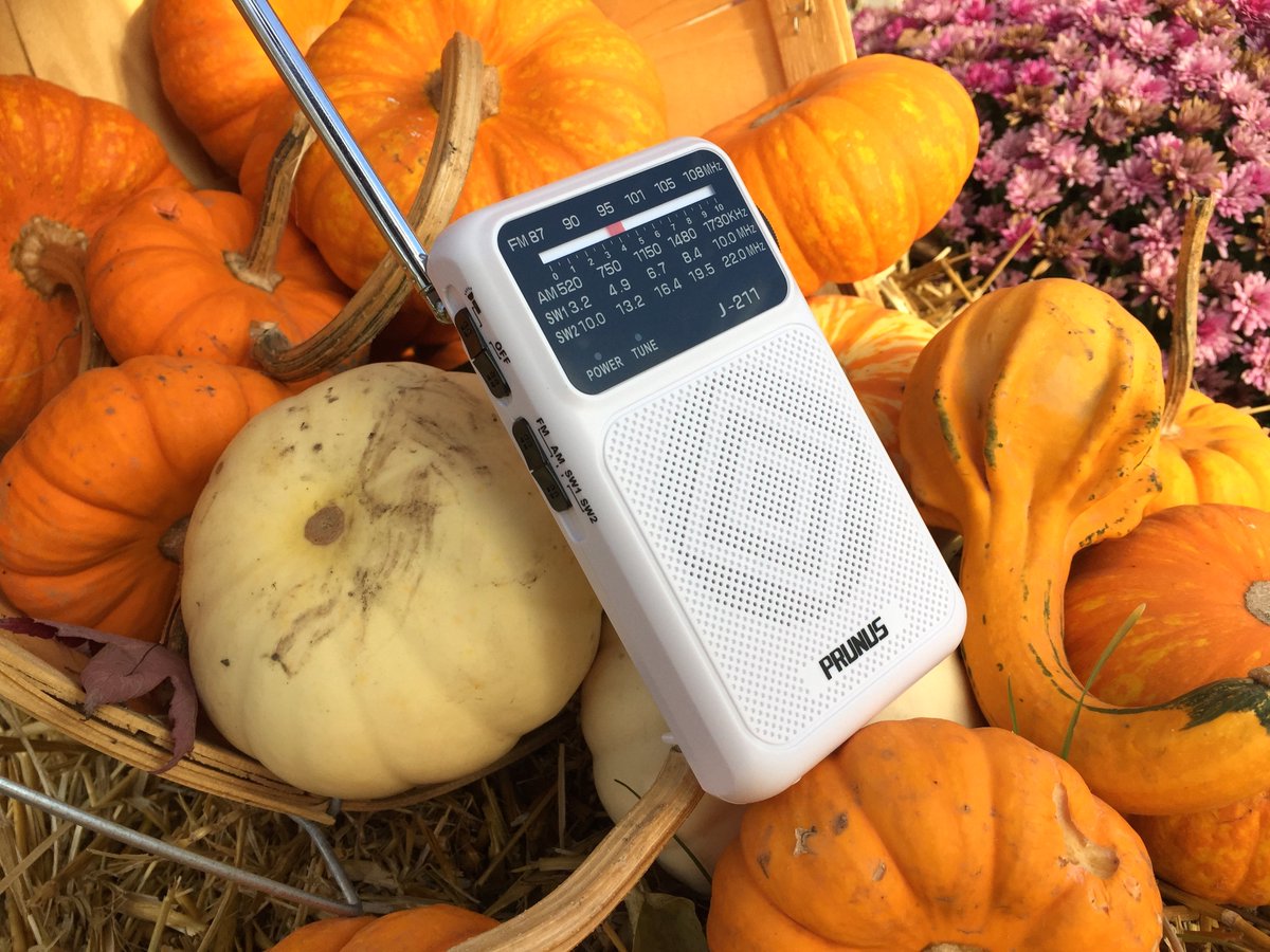 todderbert's tweet photo. The Prunus J-211 AM FM Shortwave Dual Power Portable for $14.99!

(paid link) As an Amazon Associate I earn from qualifying purchases.

Black, Red, White, Orange, &amp; Teal at Amazon: 

https://t.co/MWjr7fdrwU

My Review: https://t.co/sW91BslQQ6

#prunus #j211 #am #fm #sw #radio https://t.co/R8e5f2b40W