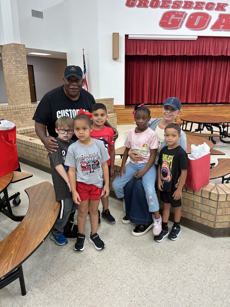 GroesbeckHOW's tweet photo. π Our School SHINES Because of YOU! π
Today, we are celebrating our amazing custodians who work behind the scenes to keep HOW looking its best! πβ€οΈ
#CustodianAppreciationDay #HOWFamily #GoGoats https://t.co/HhSnBdn0k6