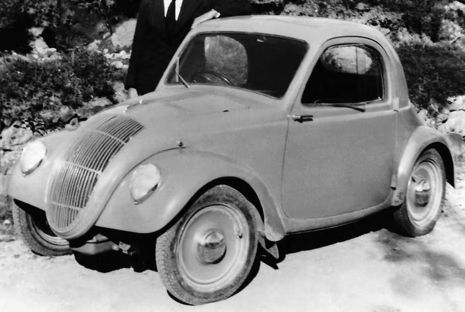 UltimativCars's tweet photo. (Background knowledge)

Before the smallest #FIAT even became the "500|#FIAT500", it made its 1st steps as "#Zero #A #Prototipo" ...

(And, yes, there was a "Zero"-model in the mid-1910s, but that was BY FAR not comparable to this tiny one.) https://t.co/tZXdL9P2Bt