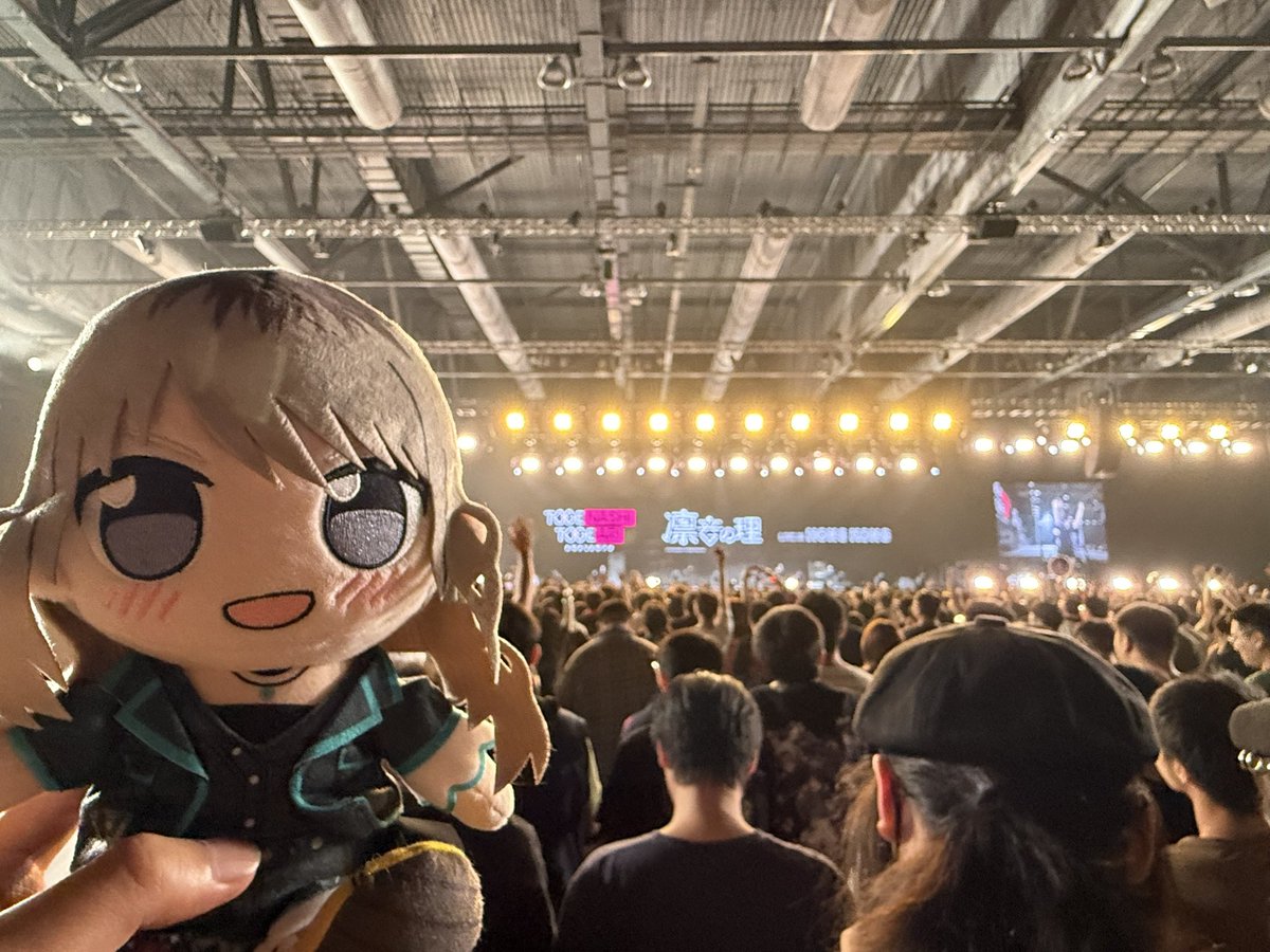 Watanabe____You's tweet photo. @rina_togetoge また11月3日のスペシャルライブでお会いしましょう！ https://t.co/b3n8x1FEes