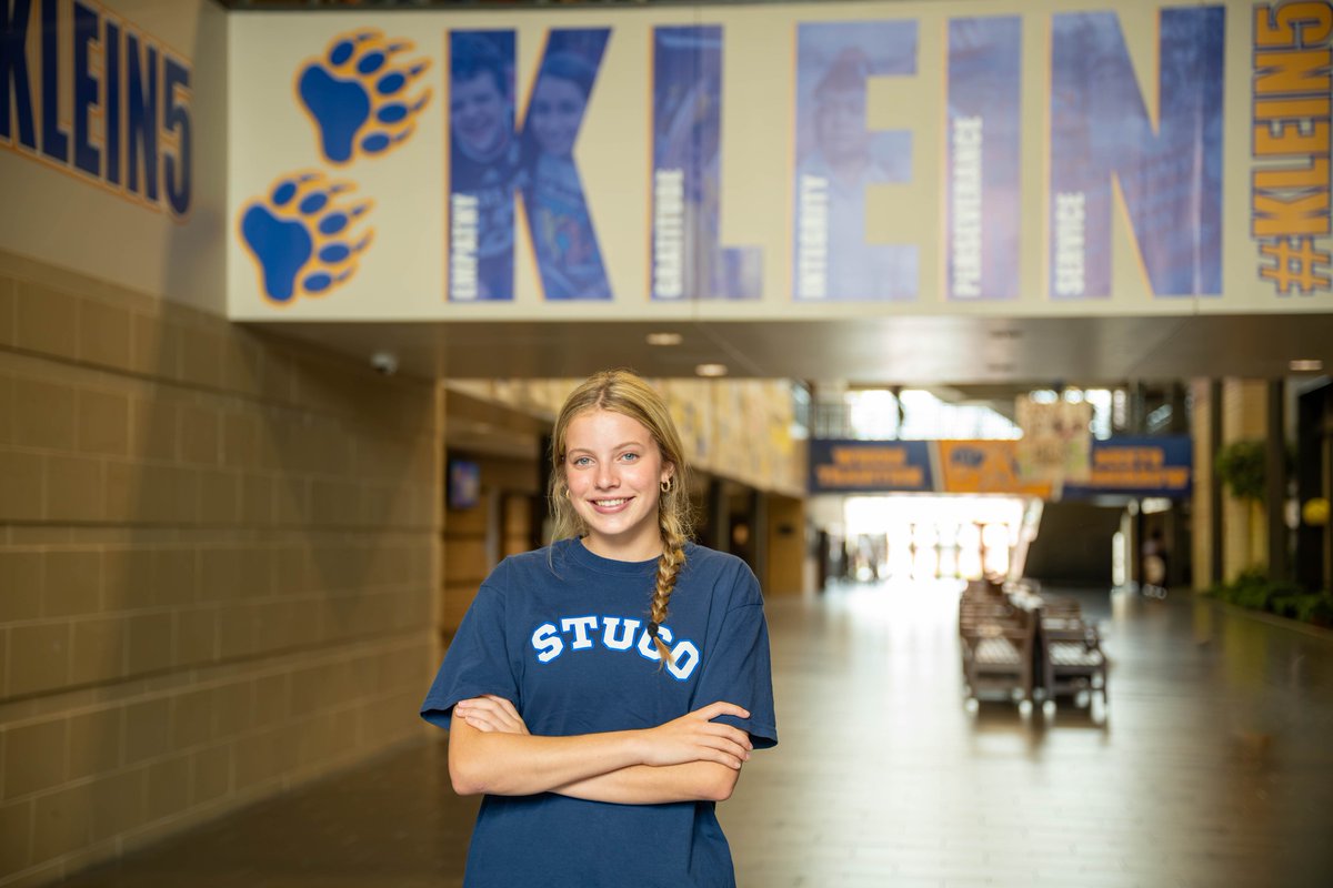 KleinISD's tweet photo. 500 digs and counting! 🏐 Klein High junior Violet Lopez reached 500 career digs early in her junior season! With plenty more ahead, she’s ready for her next milestone.

Read her story in the link in our bio! Your #KleinFamily is proud of you, Violet! 💙 https://t.co/wQwbdt0f8L