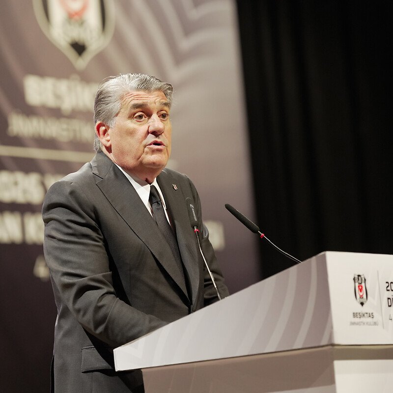 mackolik's tweet photo. 🔹 Serdal Adalı: O localarda Beşiktaş gol attığında suratı düşen arkadaşlar da var, biliyorum. Ben Beşiktaş'çıyım! 

📰 TRT Spor https://t.co/BIAyrwWdgB