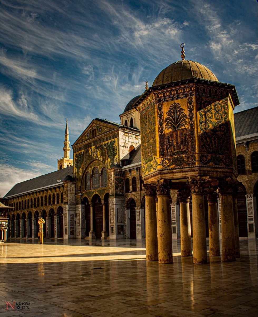 Siran_team's tweet photo. Welcome to Syria 🇸🇾❤🥰
From an ancient temple to a church and then to the Umayyad Mosque 
At the heart of Damascus stands the Great Umayyad Mosque as a witness to more than a thousand years of history and the civilizations that shaped the city
It also houses the shrine of Saint John the Baptist known in Islam as Prophet Yahya
#Damascus #UmayyadMosque #Syria #History