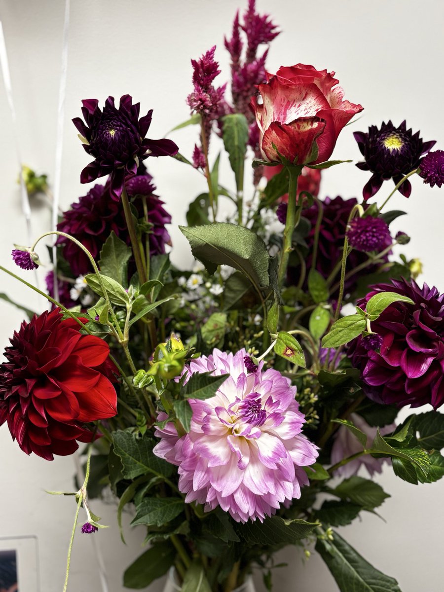 infinitiroller's tweet photo. Been Feeling The Love All Day 😍

Thank You For Always Making My Birthday Special 💐@infinitistonerD 
Excited For My Nail Appointment &amp; Dinner Later ❤️🥰

Appreciate The Amazing @JLittys @jlittysshop Yellow Zushi 🔆 Birthday 🍃 &amp; Brunch @lala420tokes2 &amp; @Fixerguy 🙏🏾🫶🏾 https://t.co/2e89PNRWx2