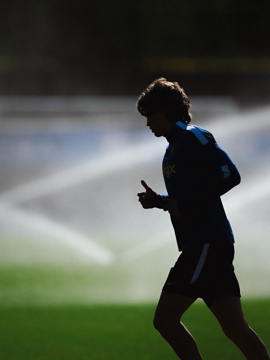ChelseaFC's tweet photo. Friday session. ✅ https://t.co/pnUFurfWWf