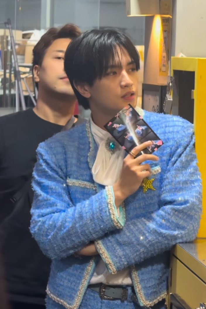 Yonagid's tweet photo. ケンティー、韓国プリクラ撮ったな
#中島健人 https://t.co/a6evG9LWaL