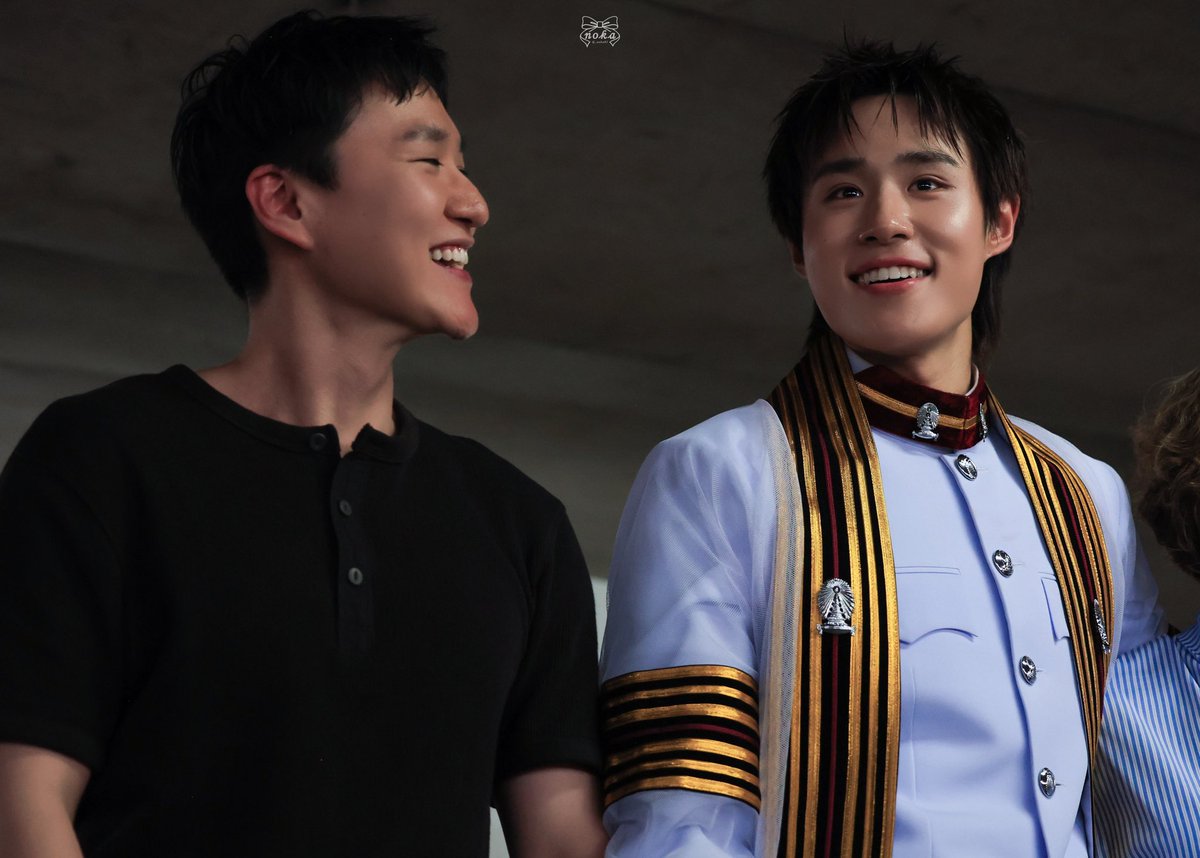 _noka03's tweet photo. 261002 CELEBRATING NUTDAN

พี่น้องสุดหล่อที่หน้าตาเหมือนกันมากเลย🥹🤍
#GraduateNutdan 
#nnutdan @nnutdan #LYKN https://t.co/EWBE7QQbEV