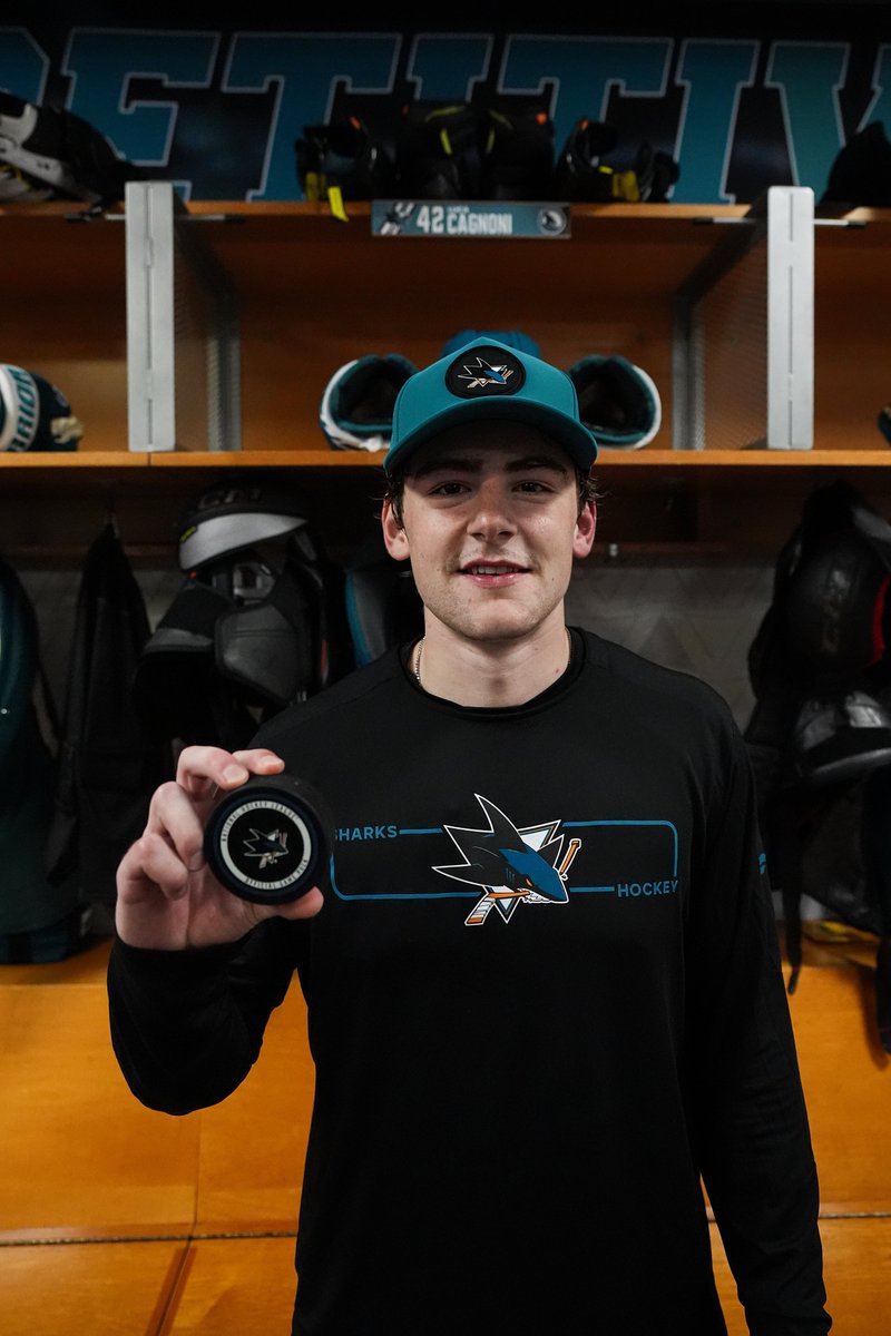SanJoseSharks's tweet photo. Congrats on your first, Cags! 👏 https://t.co/yflYhkZlxi