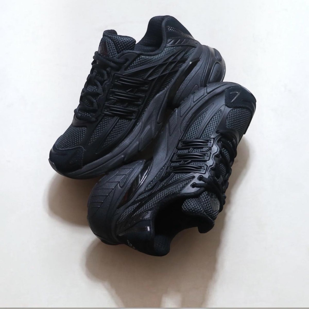 CaminoTV's tweet photo. 105€ la Jellyfish like c'est mieux que les 300€ de la vraie mdrr

https://t.co/HMNYNYXB3G https://t.co/yjLzAZkoFy