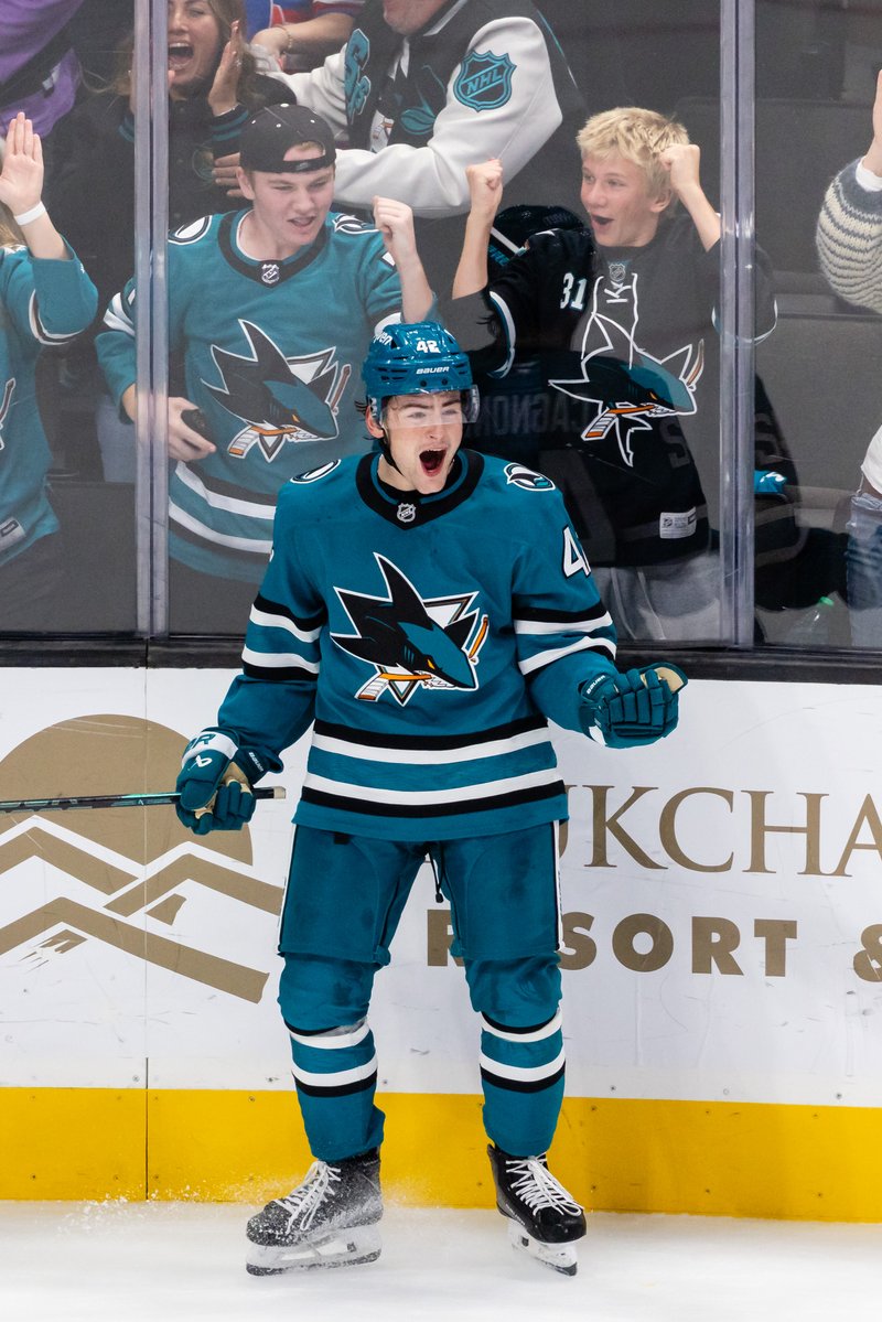 SanJoseSharks's tweet photo. Congrats on your first, Cags! 👏 https://t.co/yflYhkZlxi