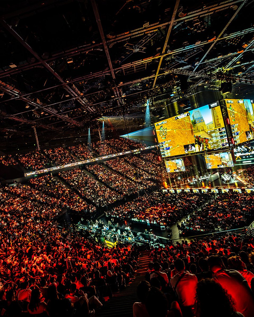 EWC_EN's tweet photo. This is esports 🥹 https://t.co/ht28OShQLo