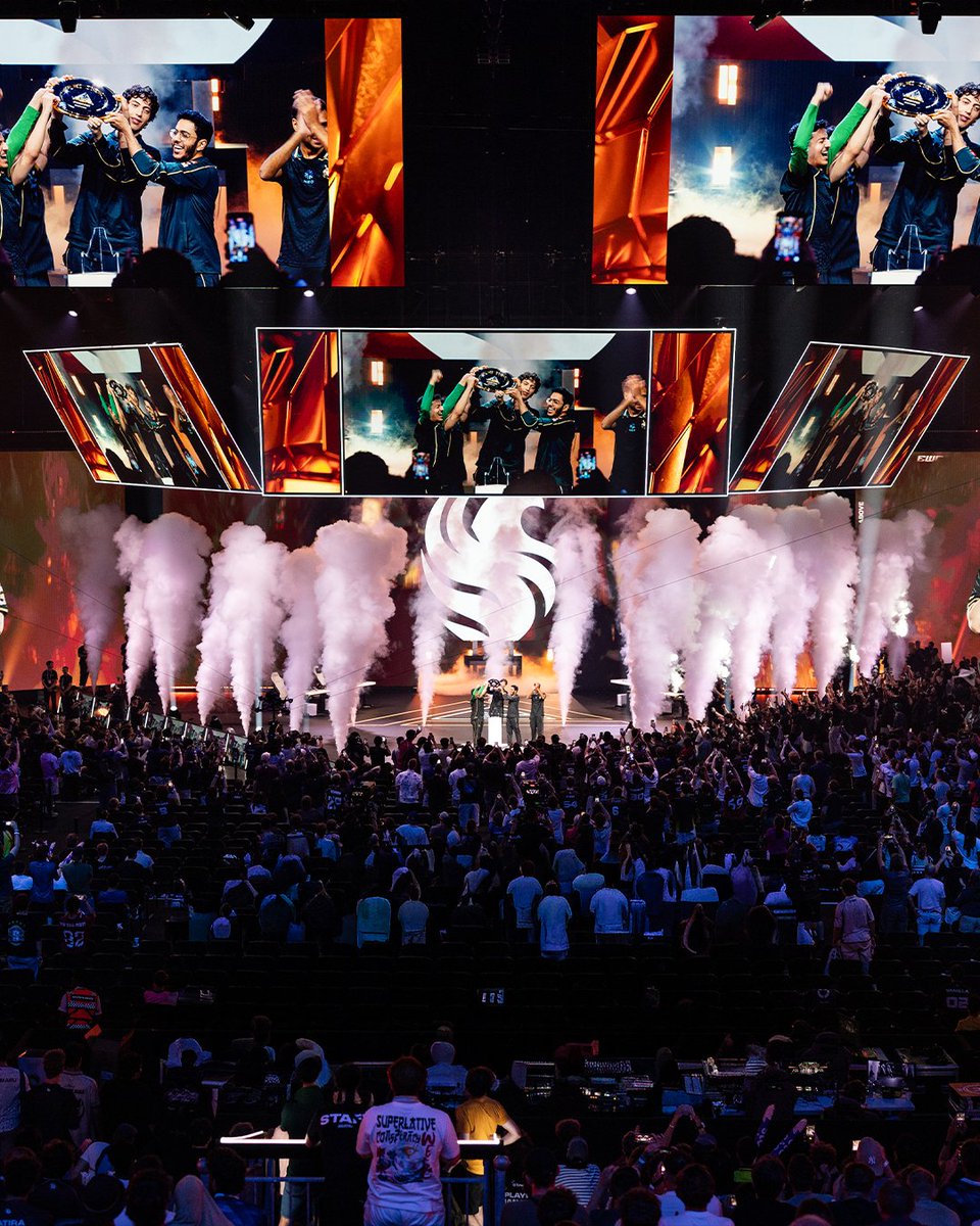 EWC_EN's tweet photo. This is esports 🥹 https://t.co/ht28OShQLo