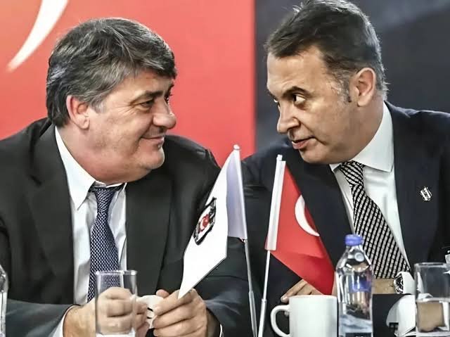 _bjkhabers's tweet photo. Serdal Adalı: “Fikret Başkan ile ortak bir seçime girdik. Sonrasında Fikret Başkan gelip ‘Bir omuz verebilir misin?’ dediğinde, ‘Sen benim rakibimdin’ deyip reddetmedim. Fikret Başkan’ın listesine girdim. Ama şimdi bu seçimde eski yöneticilerimizden beklediğim desteği alamadım.” https://t.co/cj9ZWj3ykR