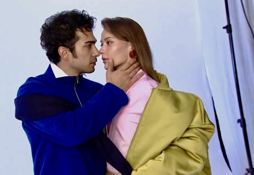 fatuur01's tweet photo. النظرات 🫣🫠
.
.

#altıüstüistanbul  #emnaz #RAHEL #rahimcankapkap #elçinzehrairem https://t.co/BYl3Birced