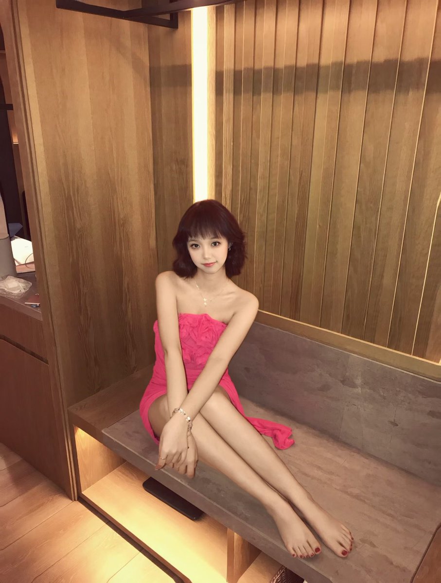 mg7777and's tweet photo. 其实塞着跳蛋流着水 #反差 #母狗 #女大学生 https://t.co/YbAaJDgPHD