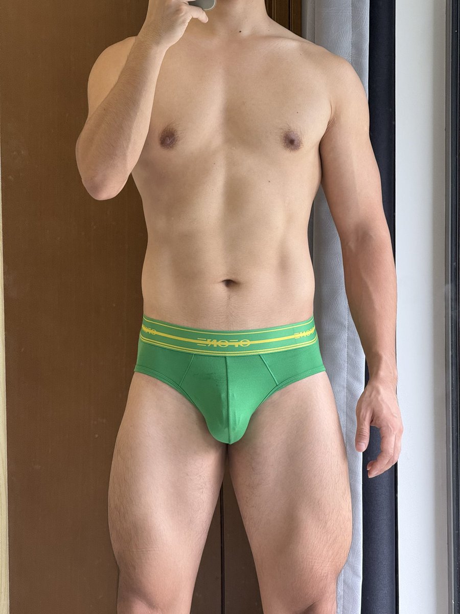 susuyuwanzi's tweet photo. 🔒DAY4/30.
#GayChastity 
#LockedAndTightsDay https://t.co/488yJTXd1z