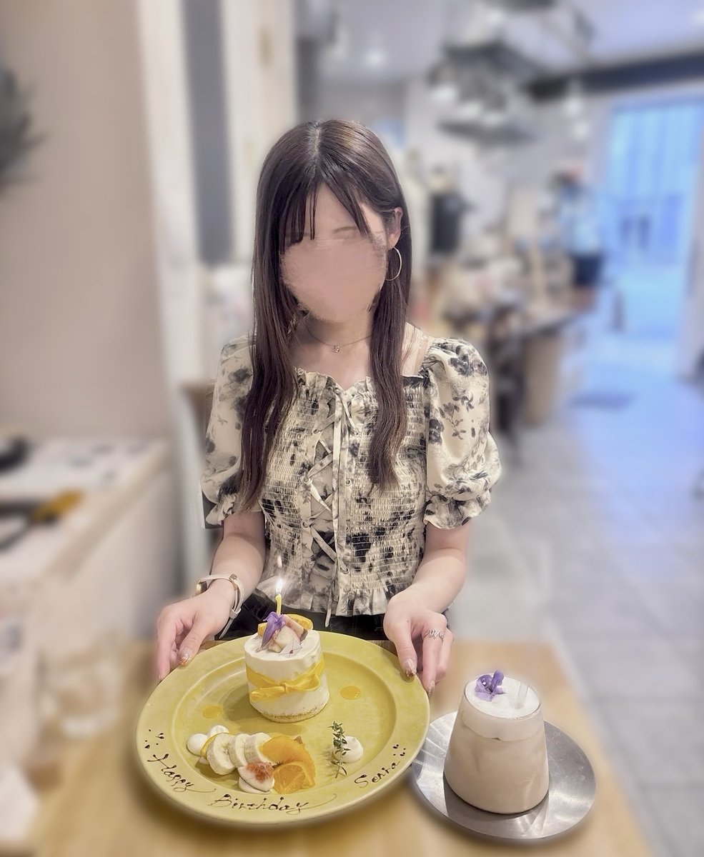 chi__sensen_7's tweet photo. 𝙷𝚊𝚙𝚙𝚢 𝙱𝚒𝚛𝚝𝚑𝚍𝚊𝚢 𝚂𝚎𝚗𝚛𝚊𓂃 𓈒𓏸 𓋜 . *

お誕生日おめでとうございます🎂💐
これからもずっと、センラさんにとって幸せな日々が続きますように⸝⋆⸝⋆

#センラ誕生祭2026 https://t.co/Nj1HIKPSTk