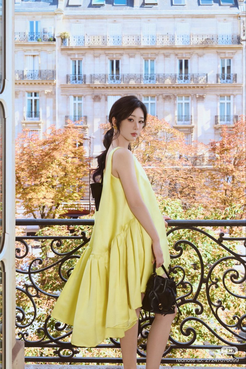 CChanlakhena's tweet photo. More to come from Queen Zi 👸🏼

YANG ZI FOR GIVENCHY SS27
#YangZixGivenchySS27
#GivenchySS27
#YangZi https://t.co/oX2Fhrtomr