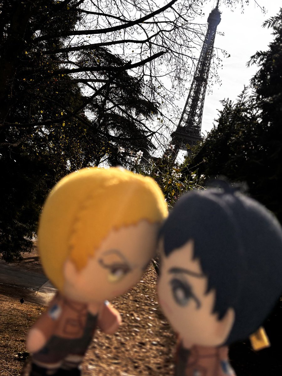 Pixlezy's tweet photo. 🇫🇷🗼 https://t.co/mDm5bEgmeo