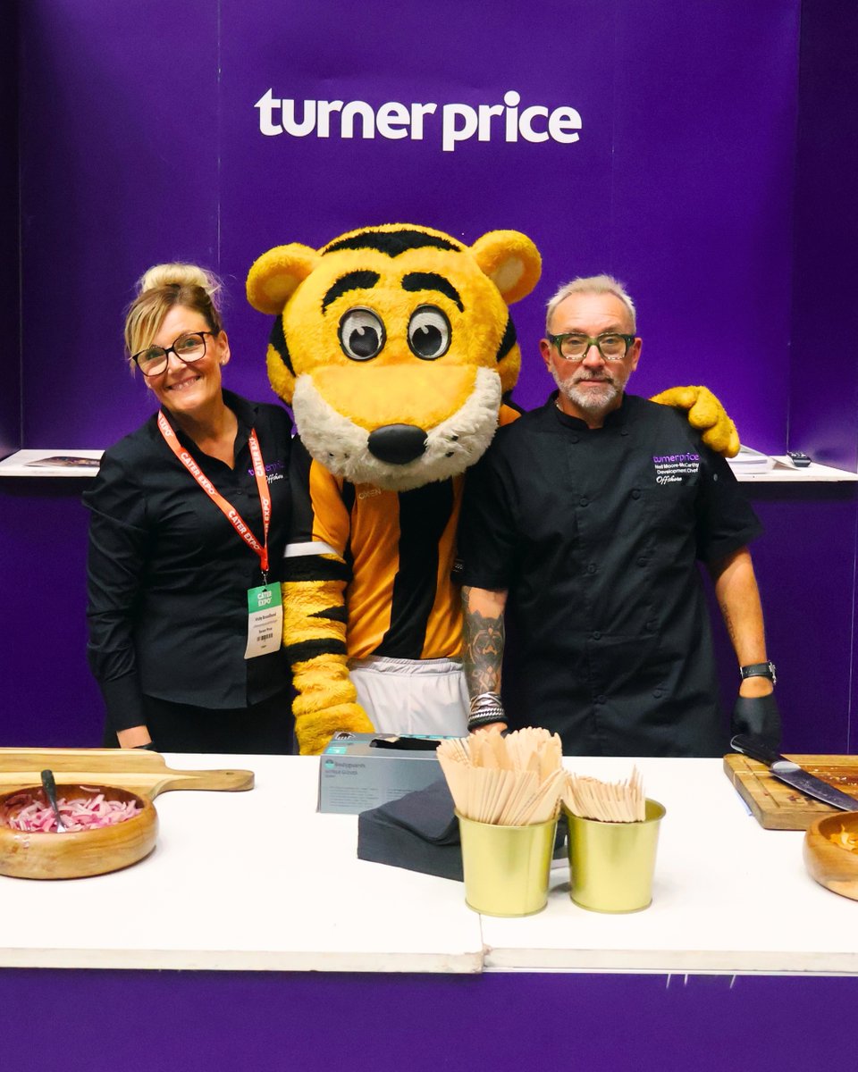 tigerstrust's tweet photo. There was a special visitor earlier this week as Roary attended @TurnerPriceFood's @CaterExpo at @connexinlive!🐯

It was great to support one of our valued partners at an event that brought industry professionals together, providing a fantastic opportunity to network. 🗣️

#hcafc https://t.co/DVFYZetpBa