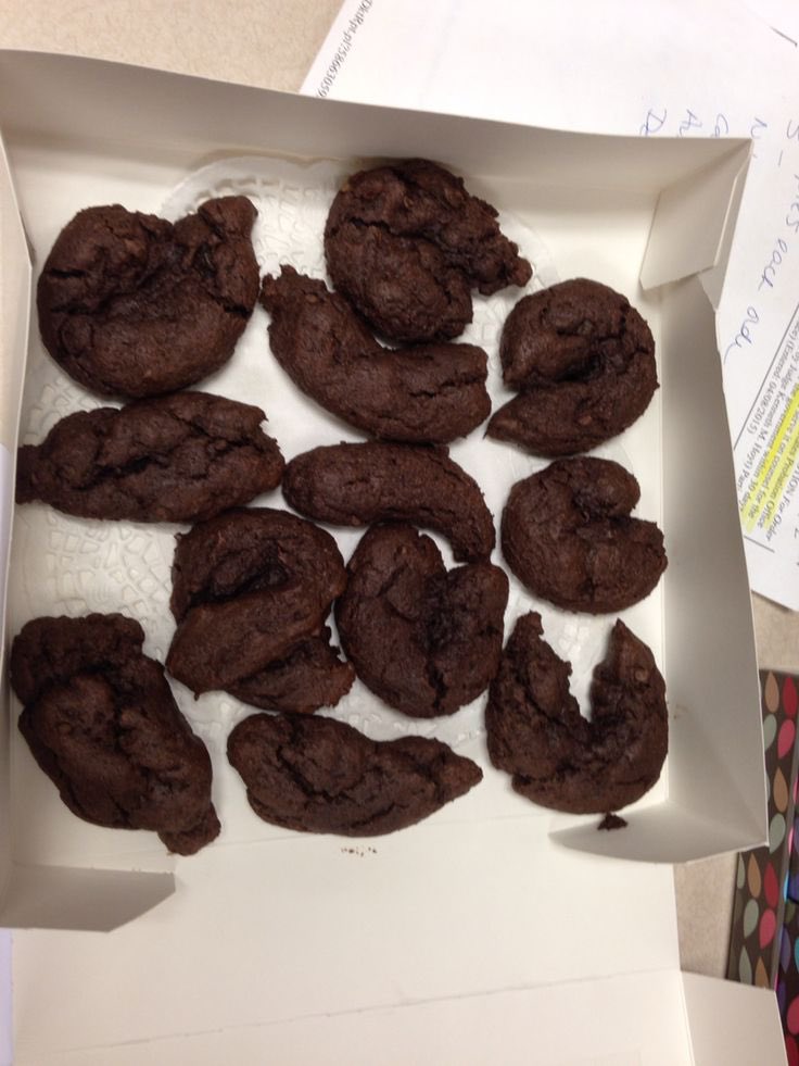 ahoraymastard's tweet photo. hice unas galletitas y me salieron como la mierda https://t.co/uTA9NUUc7n