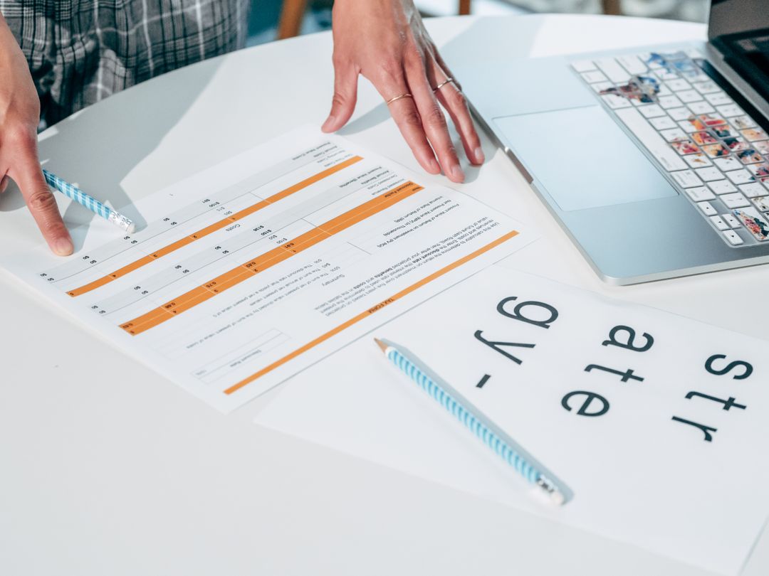 AfterConsulting's tweet photo. Customer reviews directly impact your local search visibility and client trust. Regularly monitoring and responding to feedback shows potential customers that quality comes first. How often does your team check your reviews? #LocalSEO #BusinessTips https://t.co/BiluKi2aay