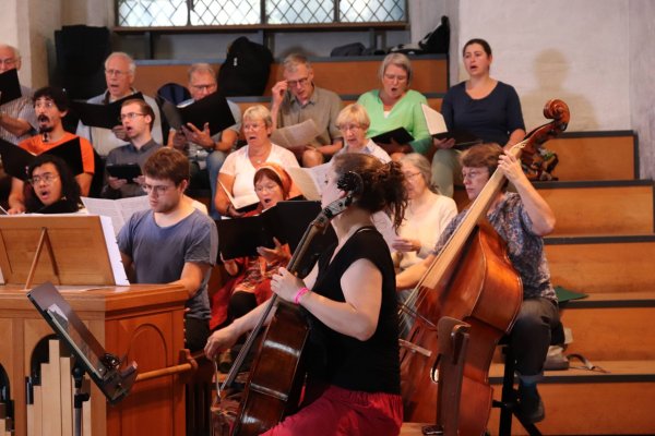 HLlive's tweet photo. Der Lübecker Sing- und Spielkreis lädt zum Wiedereinstieg ein dlvr.it/TVlSyK #Chor #Lübeck #Musik #Chormusik #Singen https://t.co/J0WnLxZ3ag