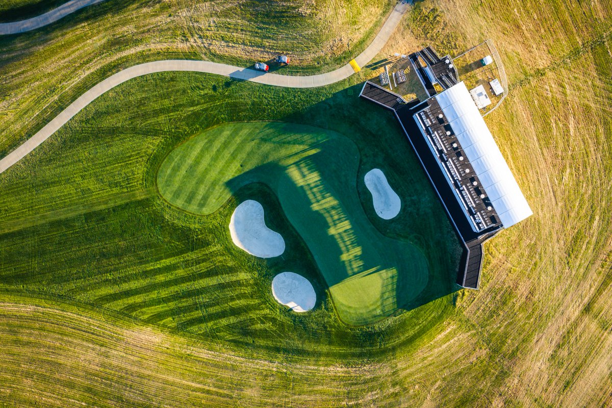 getcreativedog's tweet photo. The countdown is on! 

@TheFederalClub is looking absolutely pristine as Richmond prepares to welcome the @kftchampionship next week. 

Incredible work by the grounds crew getting this place ready for the national spotlight!

@VisitRichmond

#KornFerryTour #PGATOUR #RichmondVA https://t.co/lYzTie9Ds8