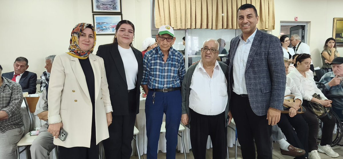 SultanKssp's tweet photo. 1 Ekim Dünya Yaşlılar Günü vesilesiyle Seyhan Huzurevi’ni ziyaret ettik. 🌸

Hayat tecrübeleri ile bizlere her zaman yol gösteren büyüklerimizle bir araya gelmenin mutluluğunu yaşadık. Her birinin kıymetli hatıralarını dinleyerek, gönüllerine dokunan güzel bir gün geçirdik.❤️ https://t.co/rxt1wcsjih