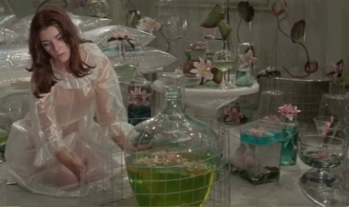 cocoabbrown's tweet photo. L'Ècume des jours (1968) this one is pretty as well https://t.co/Xhp4KvBnnL