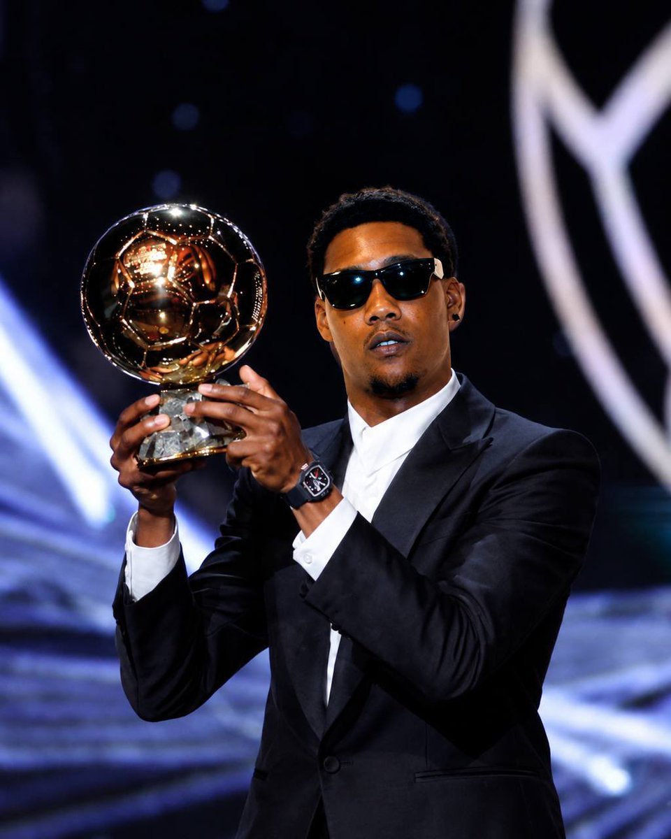 NEWAV_WRLD's tweet photo. 🔥 QUI EST LE BALLON D’OR DE LA TRAP SELON VOUS ? 🏆

Dites-nous votre choix en commentaire 👇 https://t.co/ww4Vh3WRyb