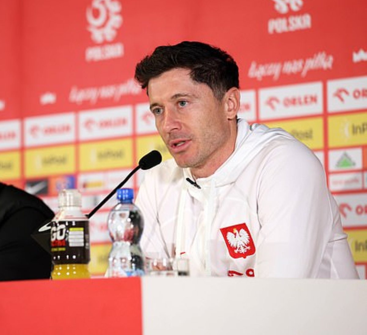 FullTimeX_'s tweet photo. 🚨🗣️ Robert Lewandowski on doing the same celebration as Lamine Yamal after scoring a Hattrick:

"He checked up on me few days ago and when we were done, he said, first to score for their national team this week will hit the flag celebration, I laughed and said challenge accepted"

"He did scored first and did the celebration, I congratulated him and wich him well on his career and the Ballon D'or coming ahead"

"I did later scored a Hattrick and had to do the same celebration because we had an agreement and I have to keep to it"