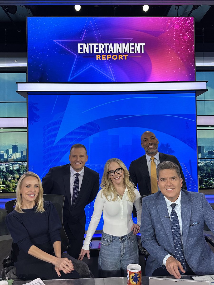 ktlaENT's tweet photo. Actress Rachael Harris is showing love to a local nonprofit organization
https://t.co/R3tFziktN0 https://t.co/kWdkHAIH9z