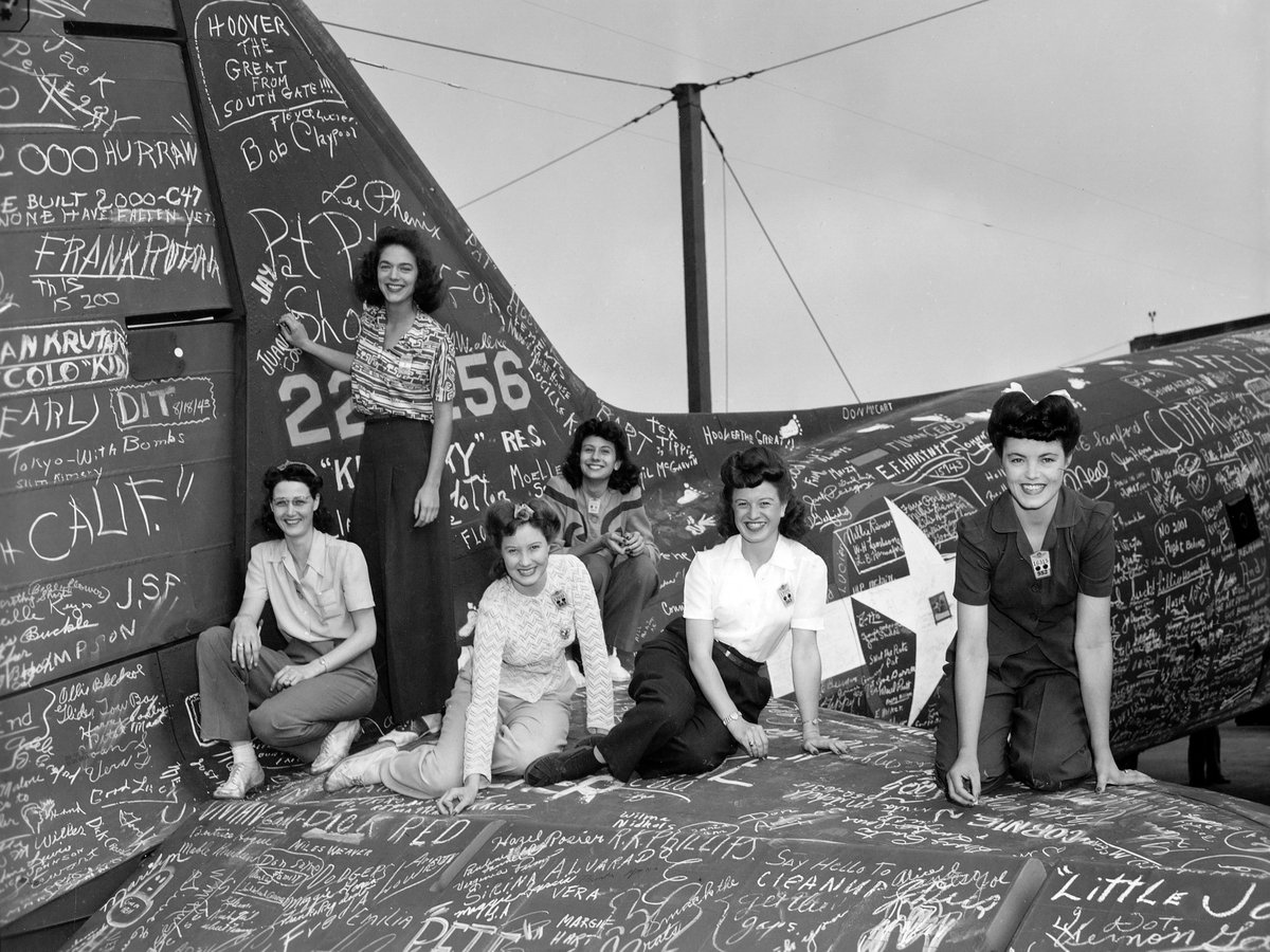 futureofflight's tweet photo. In 1943, Seattle designer Muriel King created Flying Fortress Fashions for women entering the wartime workforce in manufacturing and industrial environments. See the fashion in the, “We Can Do It: The Legacy of Rosie the Riveter” exhibit. #BoeingFutureOfFlight

https://t.co/hxHxW7VmsJ