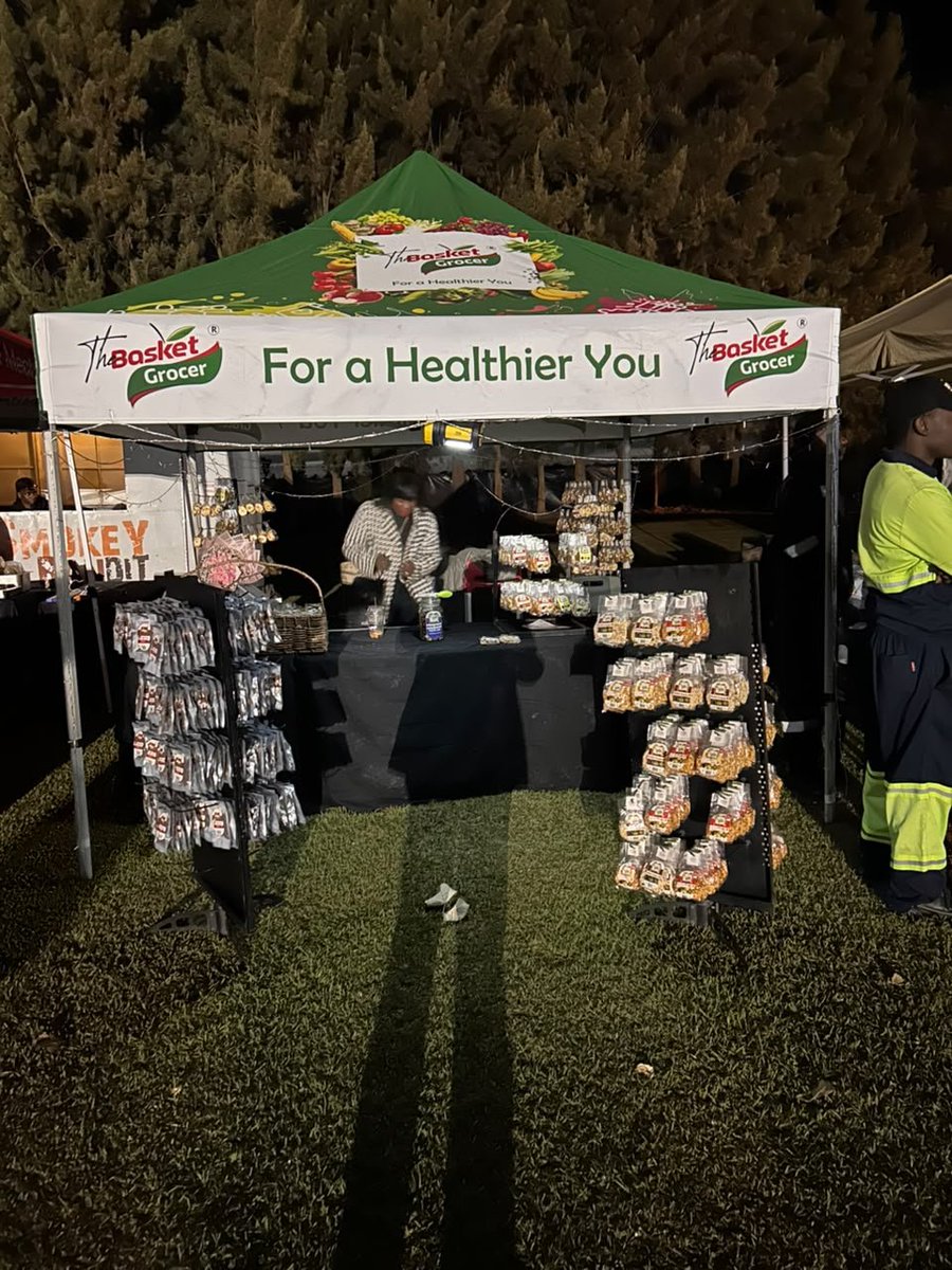 iMellow4's tweet photo. Come through @jacarandamusicf . Get your biltong, dried apple, dried banana, and various flavors of nuts including peri peri, salted, nutty grape and spicy.  The Basket Grocer is the stand to be. Huyai musupportewo till Sunday tiwanewo mari yechema! https://t.co/8JsF2AyJph
