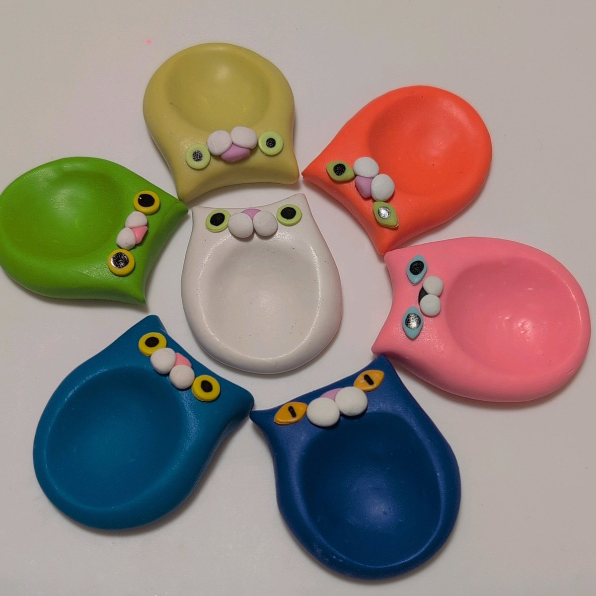 cola_myk's tweet photo. 最近は
polymerclayで猫グッズを作ってる😺

#猫好きの民用
#猫好き
#猫グッズ https://t.co/iJlEnm5E2L