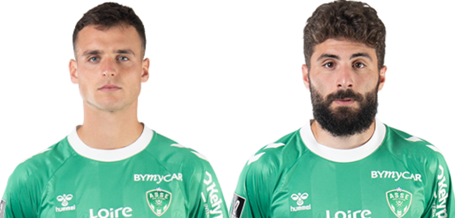 poteauxcarres's tweet photo. #ASSE Aron est resté sur le banc, pas Zuriko https://t.co/EobuuCHpcO https://t.co/JnxLiRirux