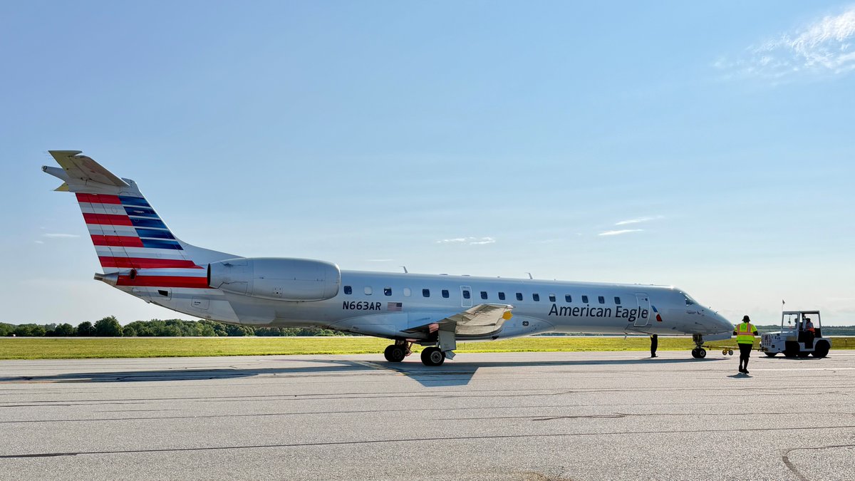 FlyWorcester's tweet photo. Weekend plans: loading... 🛫
Your next adventure is just a flight away at Worcester Regional Airport https://t.co/hW9tnDiIOD