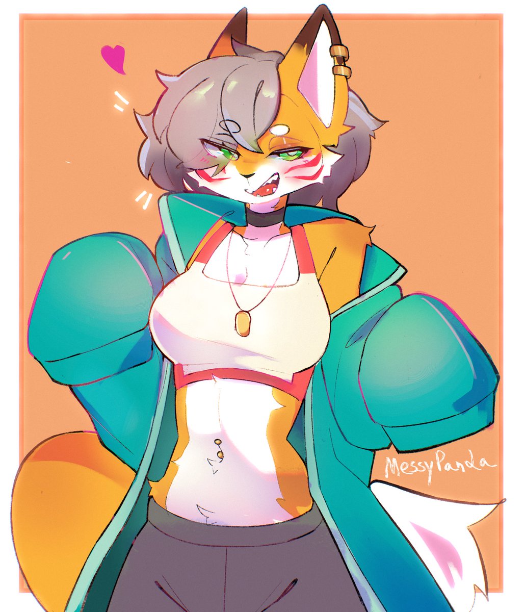 _Messypanda's tweet photo. Gotta love foxes! https://t.co/vhZ6guqi5i