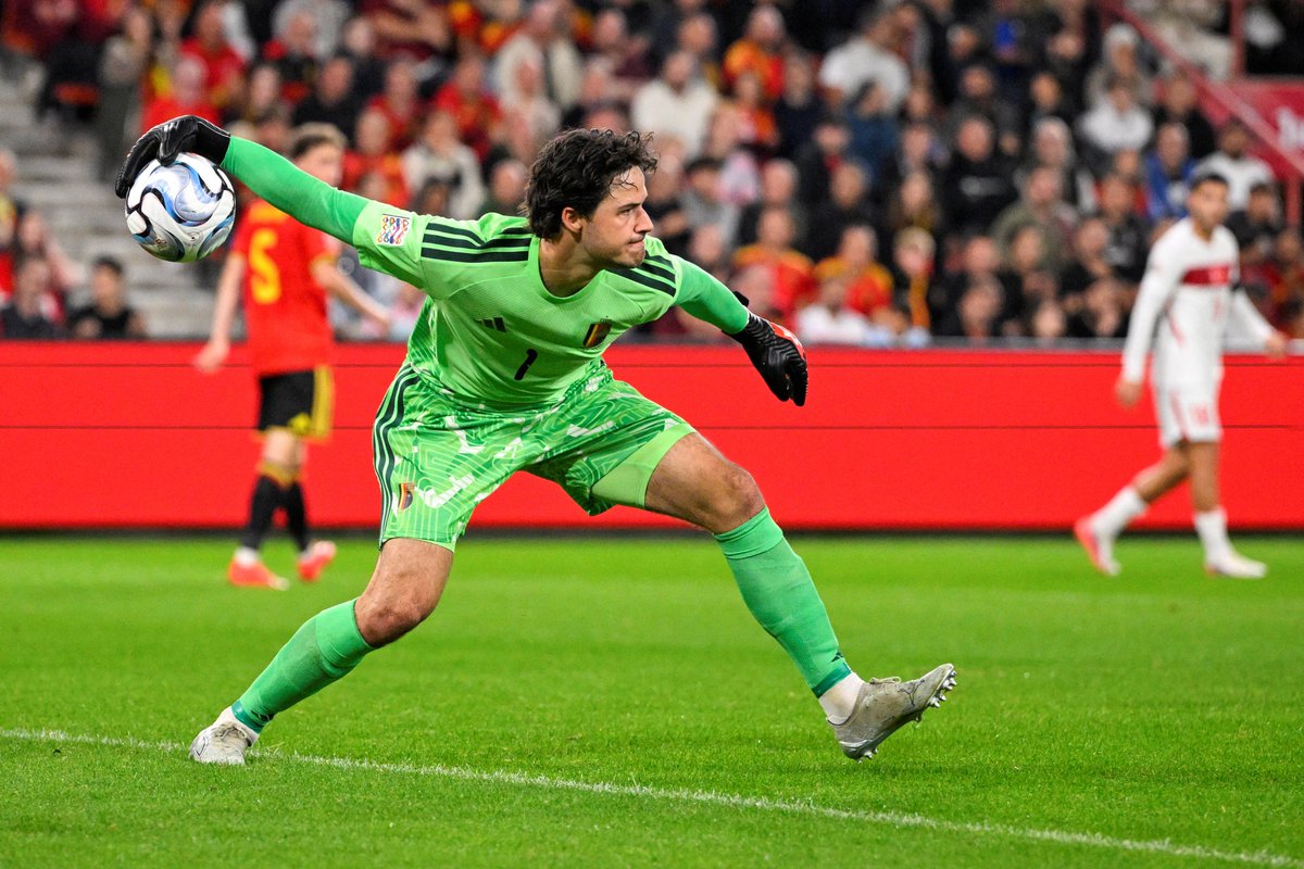UnitedStandMUFC's tweet photo. 🪄 Assist for Youri
🧤 Clean sheet for Senne https://t.co/HikHh8uY8b