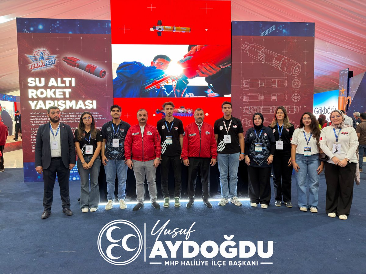 MHPhaliliyeurfa's tweet photo. Milli Savunma Bakan Yrd. Salih Ayhan, İl Başkanımız Osman Mutlu ve İlçe Başkanımız Yusuf Aydoğdu #TEKNOFESTGüneydoğu 'da stantları gezdi.
@MHP_Bilgi 
@dbdevletbahceli 
@Sanliurfa_MHP 
@eczosmanmutlu 
@yusufaydogduu 
@valisalihayhan 
#mhp #MSB https://t.co/slNnmlO3YY