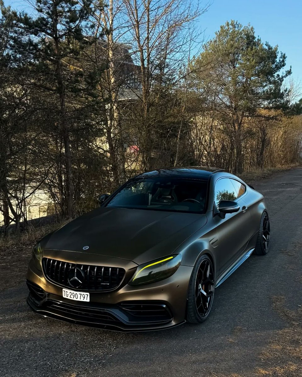 ApexDistrictX's tweet photo. Mercedes-AMG C 63 S Coupé https://t.co/Z94cApruFg