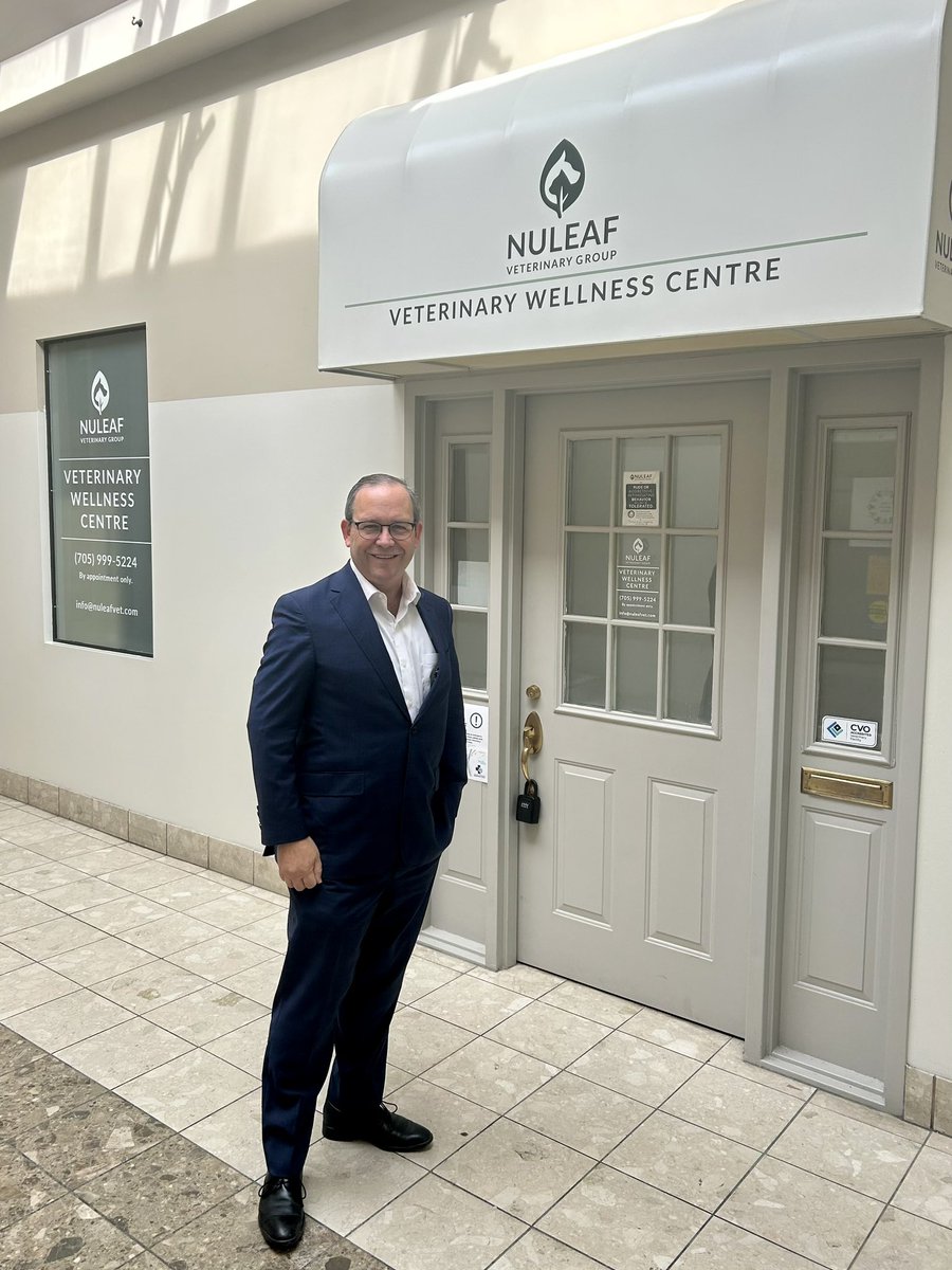 douglasdowney's tweet photo. Our pets are family, and they deserve the best care. 🐾

Great to stop by Nuleaf Veterinary Group in #Barrie and learn more about how their new clinic is supporting the health &amp; well-being of pets across our community with their in-person care and virtual support services. https://t.co/CA4V1fc7zB