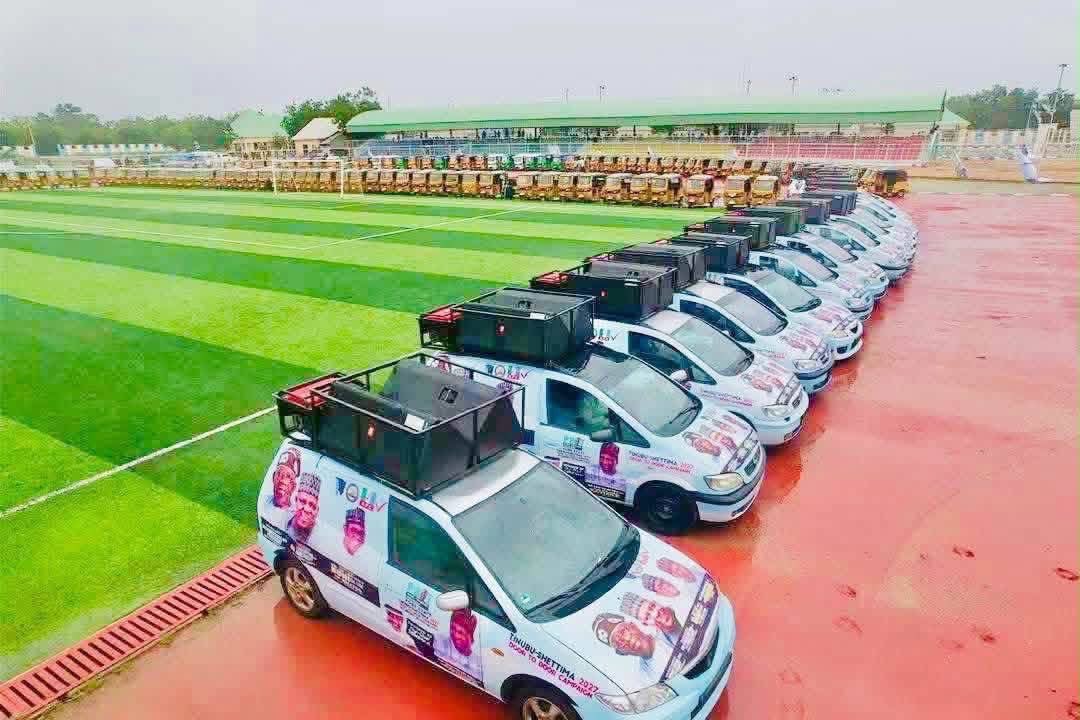mummyIva's tweet photo. Yobe State hosted the PBAT Door-2-Door Movement, where 50 buses donated by Tompolo were unveiled to boost grassroots mobilisation ahead of the 2027 elections. https://t.co/RoGpQDCXpv
