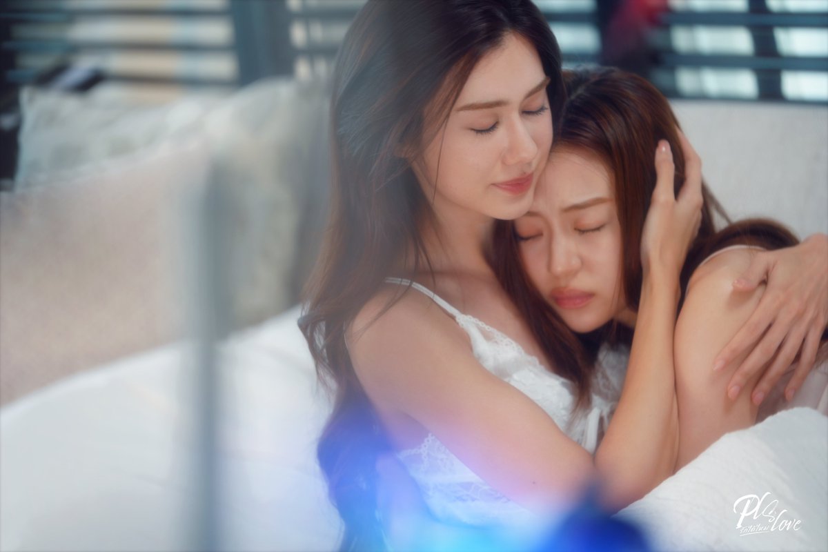 LenaMiu_CH3's tweet photo. ป่านสัญญากับภีมได้ไหมว่าป่านจะไม่โกหก แล้วก็ไม่เอาตัวเองไปเสี่ยงอีก 

LENAMIU PLS LOVE EP4
#PlsLoveรักได้ไหมEP4 https://t.co/KIlduxMteS