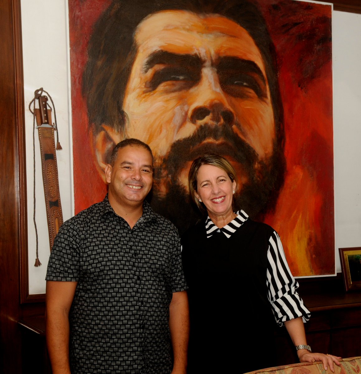 YoerkySanchez's tweet photo. Previo al aniversario 61 de @Granma_Digital fue muy grata la visita de la ministra de Educación @naimatrujillob al periódico, donde visitó la casita infantil y dejó inaugurado el círculo de interés Amigos del Granma. Es prioridad nuestra la formación de las nuevas generaciones. https://t.co/LW2KDJybL7