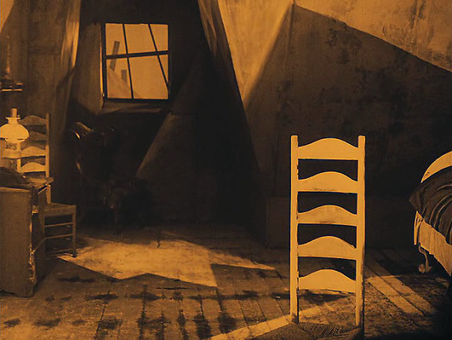 TheCinesthetic's tweet photo. Das Cabinet Des Dr. Caligari (1920) dir. Robert Wiene https://t.co/9lcawsANdF